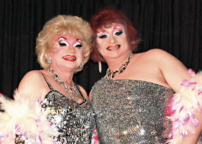 Jacky Dumèe & Miss Mara – Travestie mit Herz und Humor Zwei fränkische Originale, ein schillernder Abend: Jacky Dumèe und Miss Mara begeistern mit Witz, Parodie, Livegesang und Charme. Unvergesslich, frech, brillant – einfach erleben und genießen!